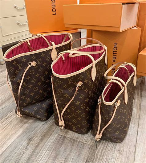 louis vuitton neverfull gm measurements|louis vuitton neverfull size comparison.